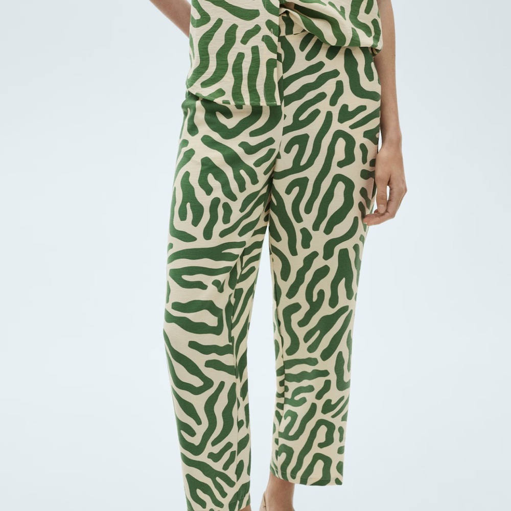 Mango Cream and Green Zebra Print Cropped Pants